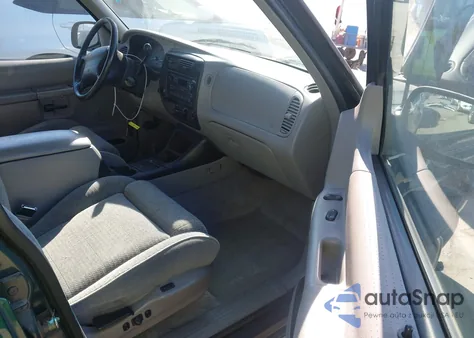 1996 Ford Explorer from USA, damaged, VIN 1FMDU32XXTUD85108